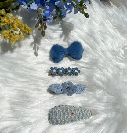 Blue hair clips ("Luna")